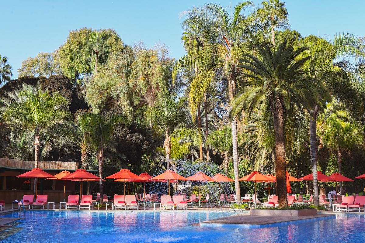 Es Saadi Marrakech Resort - Hotel Marrakesh Exteriör bild The pool at the Royal Garden Villas
